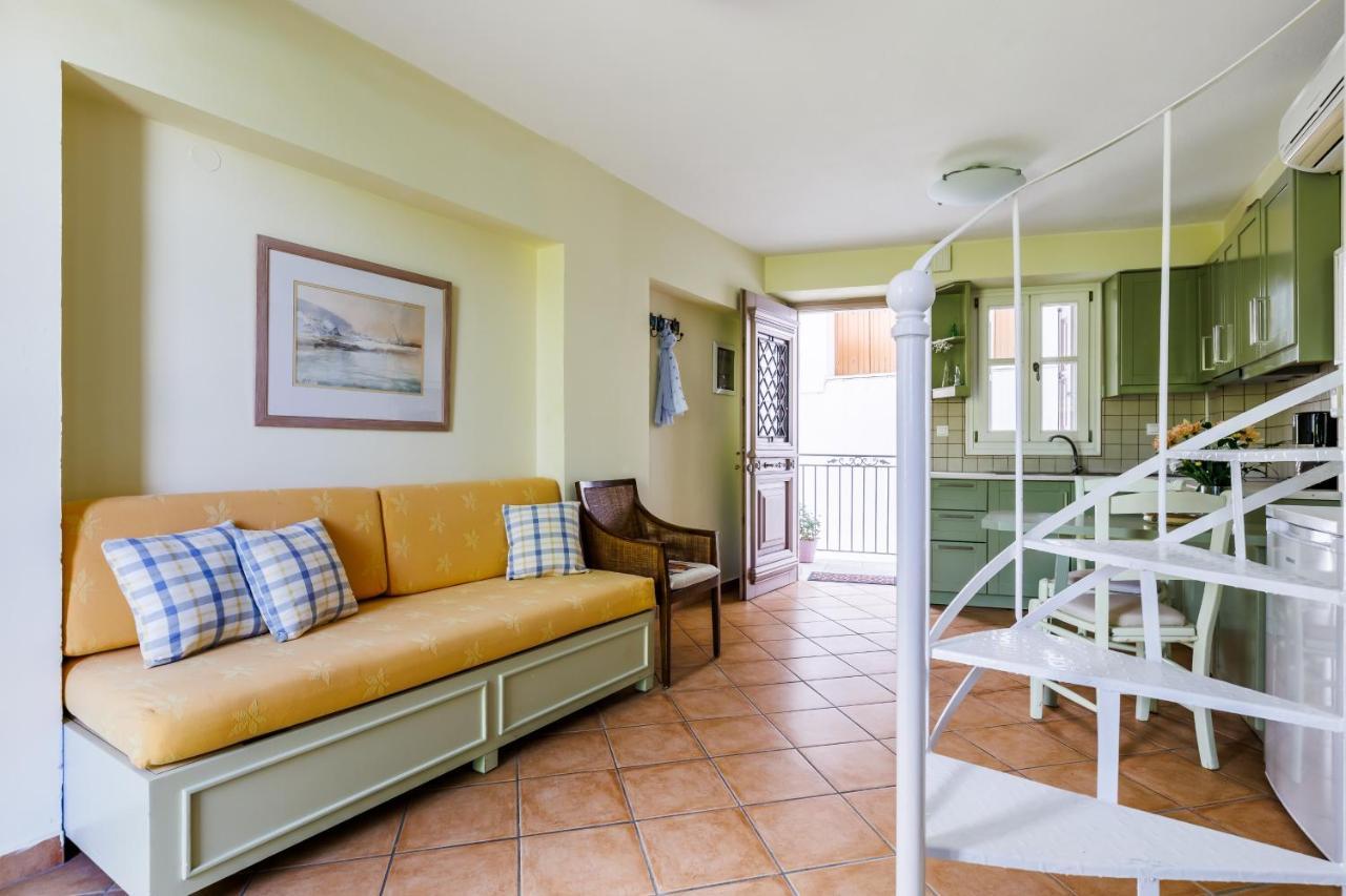 Sentefi Maisonette Skopelos Town Exterior photo